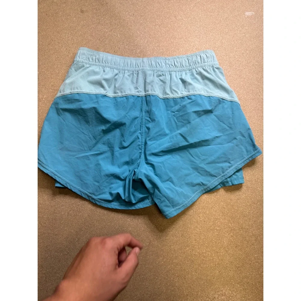 fair harbor Shorts Women's Blue Double Layer Running Workout‎ Activewear Size